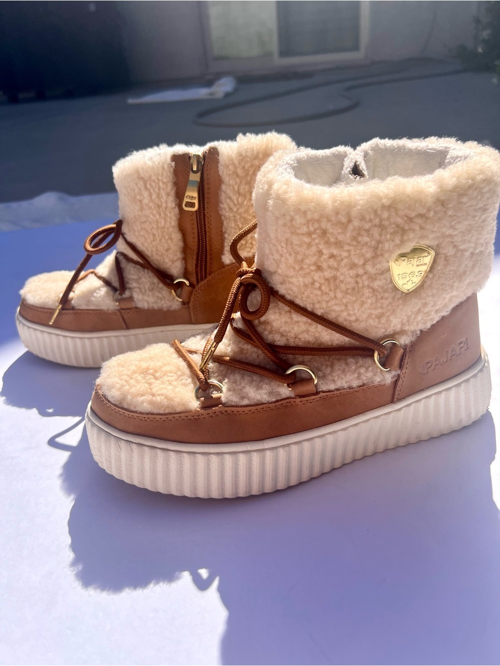 Pajar CANADA Ceria Sneaker Boot - Sherling Lined Bootie - in Cream & Tan Fur